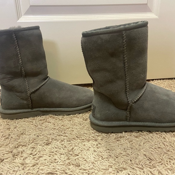 UGG Classic Short II boots - Picture 5 of 10